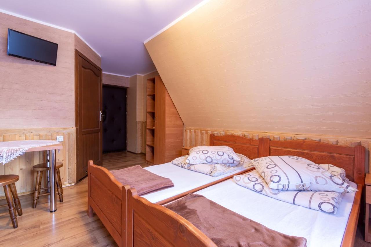 Lesny Dwor Bed & Breakfast Мурзасичле Екстериор снимка