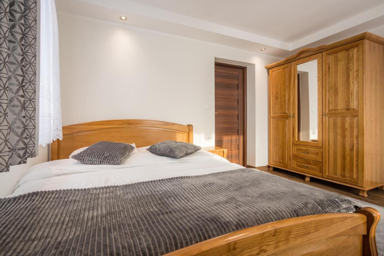 Lesny Dwor Bed & Breakfast Мурзасичле Екстериор снимка