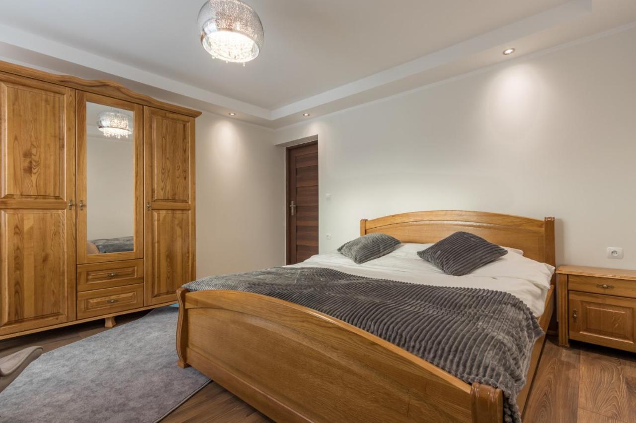 Lesny Dwor Bed & Breakfast Мурзасичле Екстериор снимка