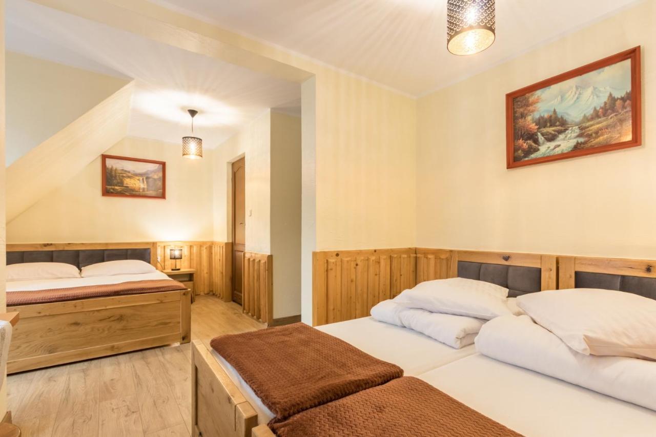 Lesny Dwor Bed & Breakfast Мурзасичле Екстериор снимка