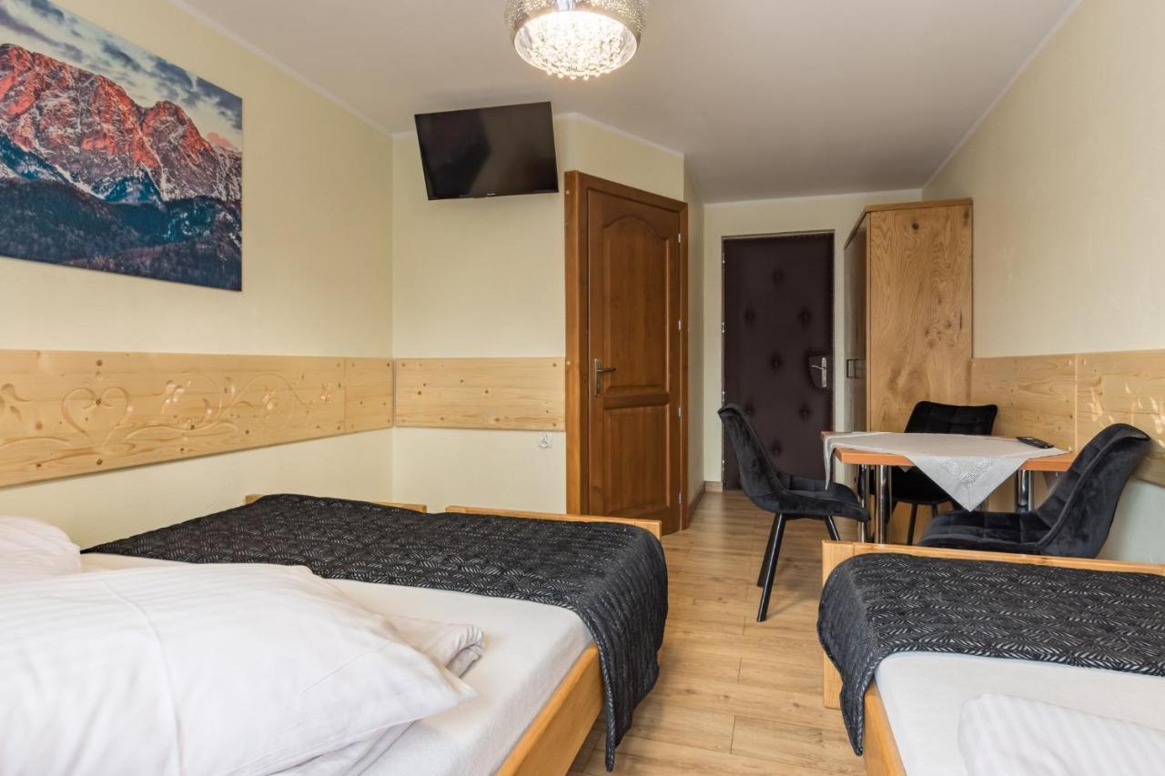 Lesny Dwor Bed & Breakfast Мурзасичле Екстериор снимка