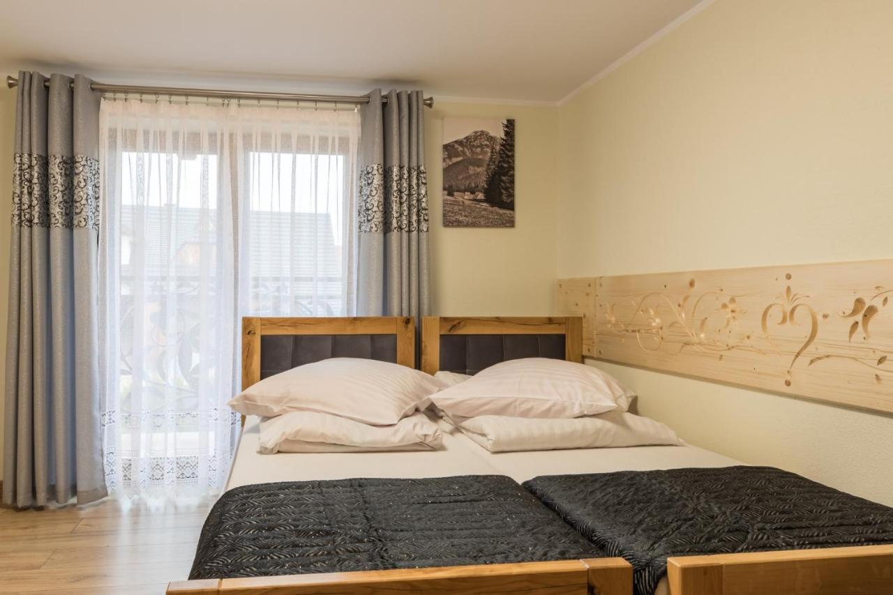 Lesny Dwor Bed & Breakfast Мурзасичле Екстериор снимка