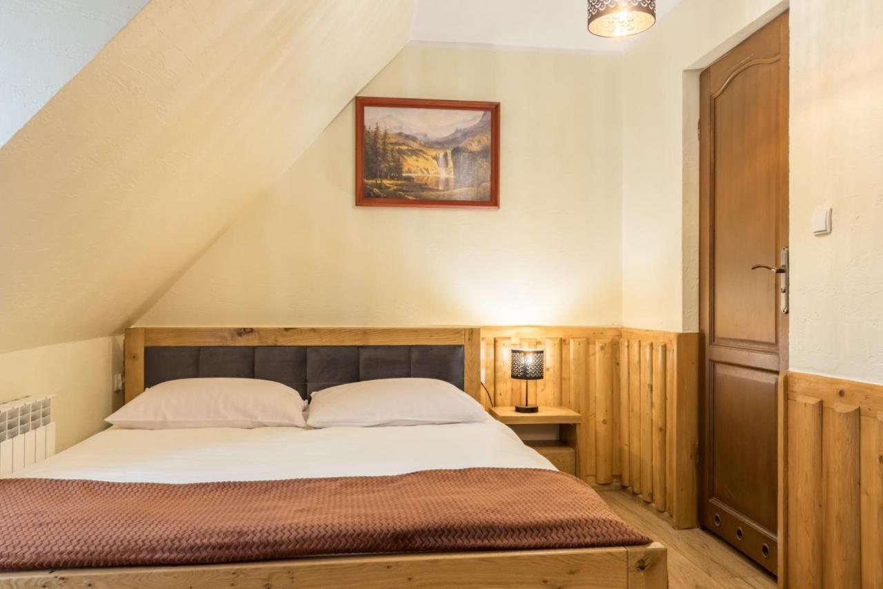 Lesny Dwor Bed & Breakfast Мурзасичле Екстериор снимка