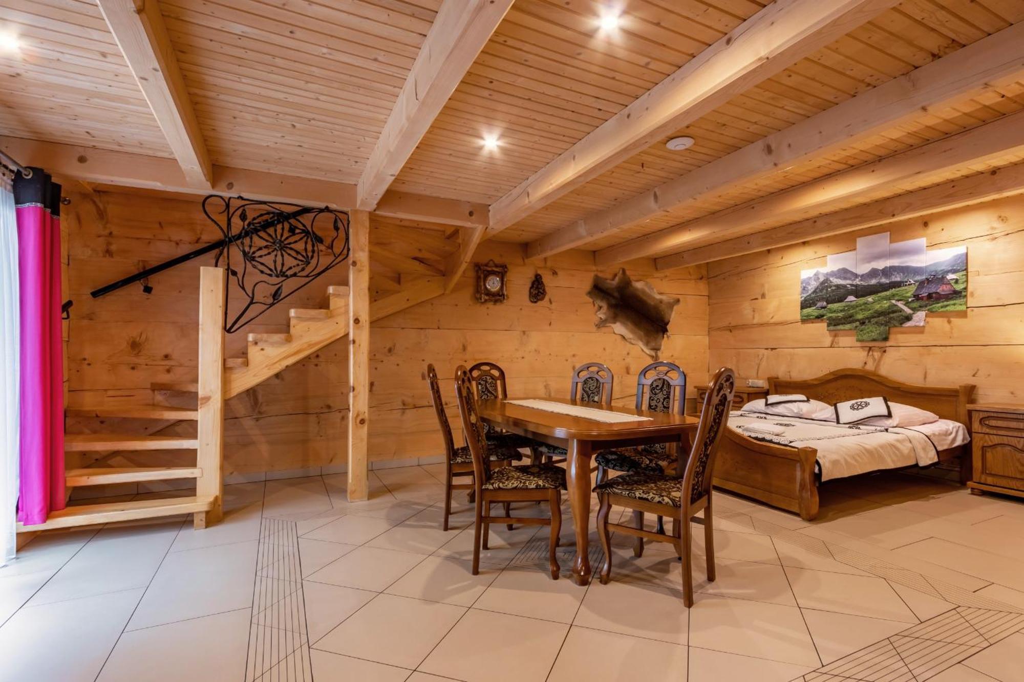 Lesny Dwor Bed & Breakfast Мурзасичле Екстериор снимка