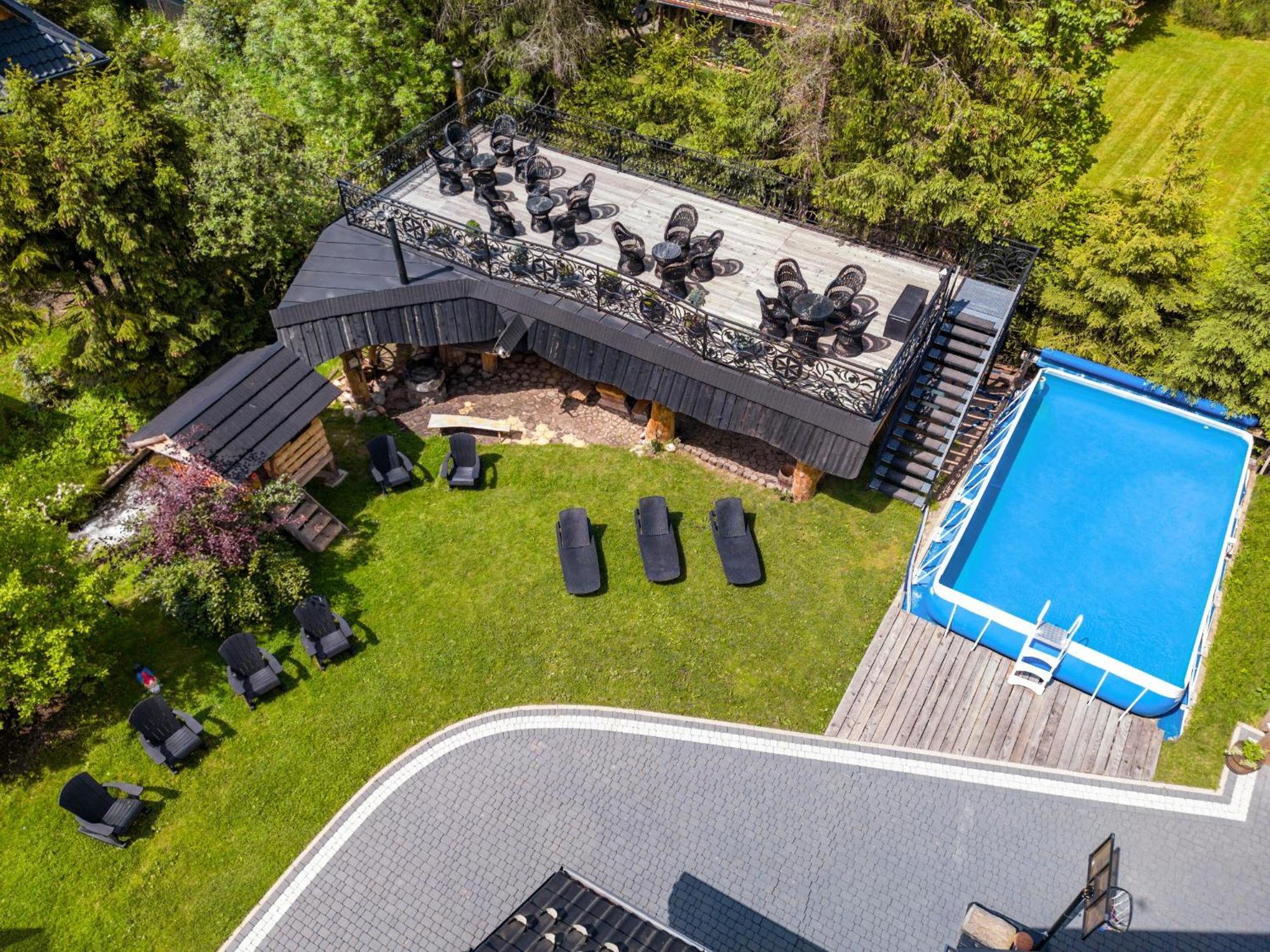 Lesny Dwor Bed & Breakfast Мурзасичле Екстериор снимка