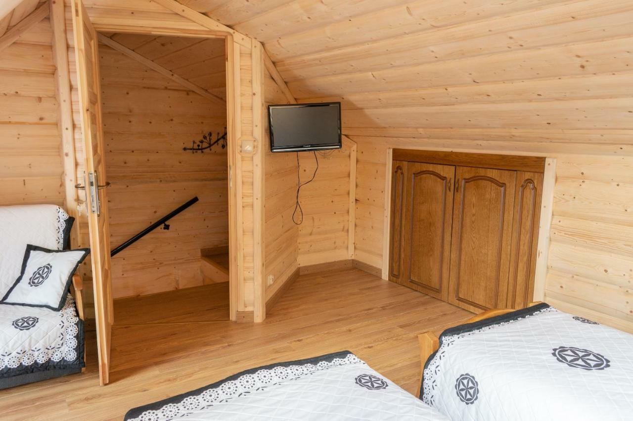 Lesny Dwor Bed & Breakfast Мурзасичле Екстериор снимка